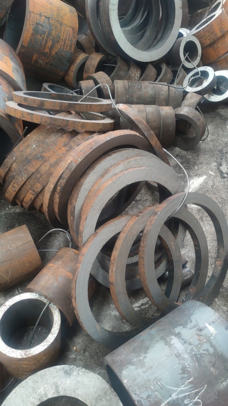 八宿八宿八宿42CrMo无缝钢管切割